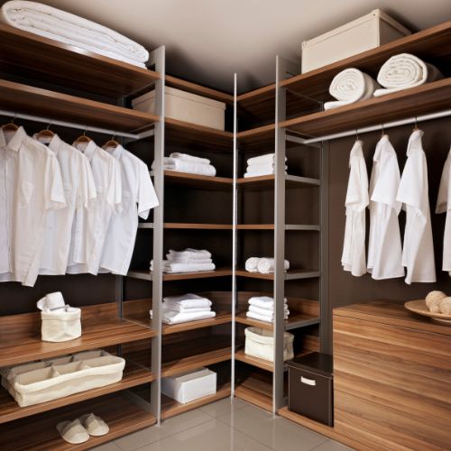 Dressing sur mesure en bois avec éclairage intégré